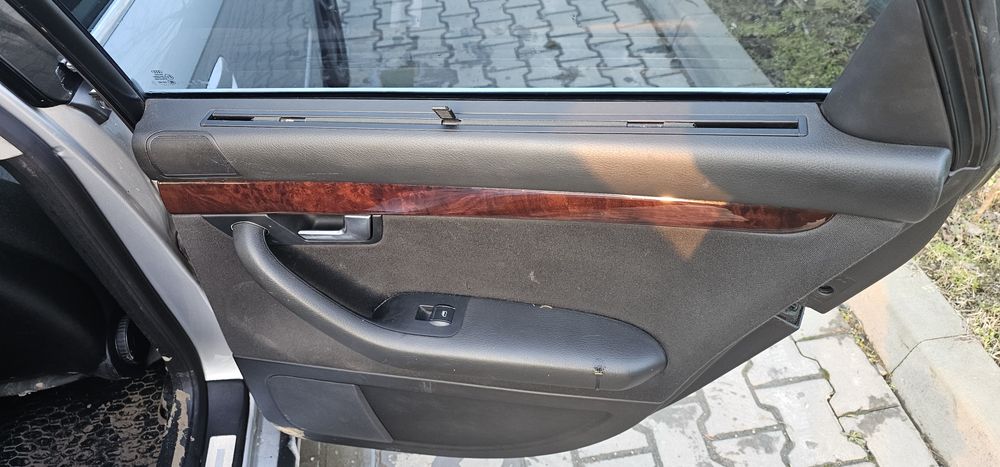 Dezmembrez/Dezmembrari Audi A4 B7  2.0 TDI Automat 7+1 BRE/BLB/BPW Cap