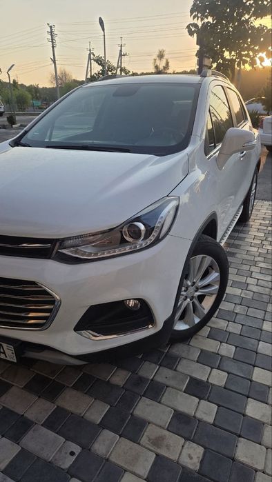 TRACKER 1 premier