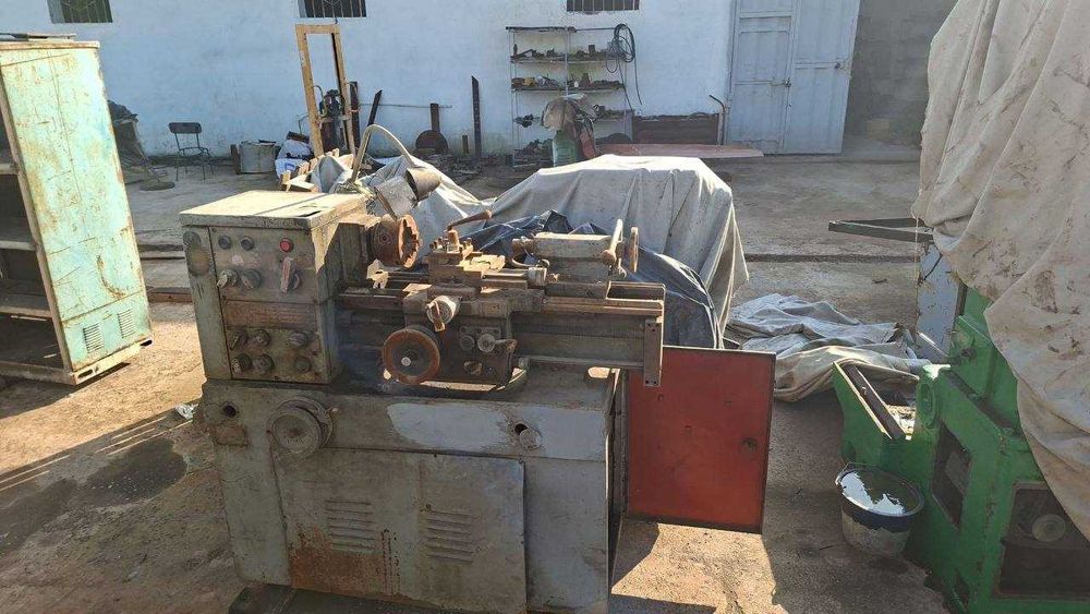Tokarni stonok 1А616