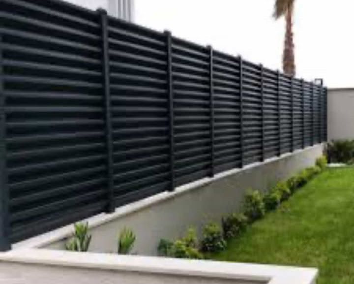 Фурно боядисани железни оградни панели