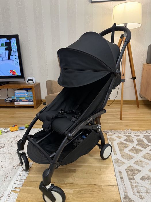 Stokke yoyo 3 в черном цвете 2 в 1