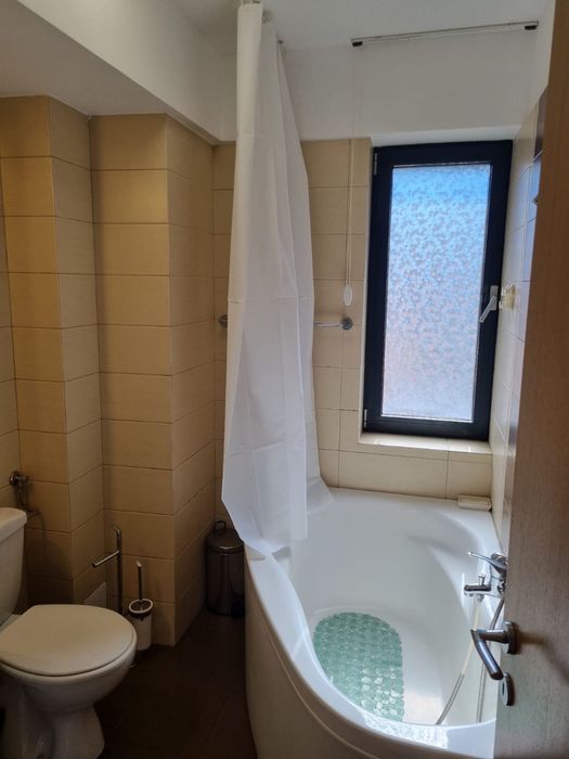 Apartament 3 camere str Polona