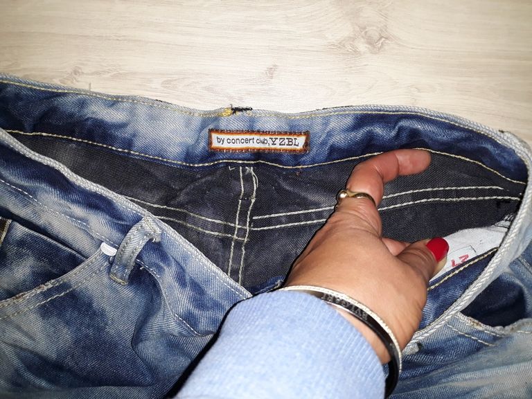 Продавам маркови дънки  Цени народни !!!