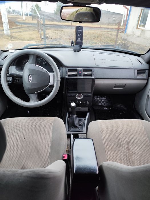 Продам Приору 2012 год