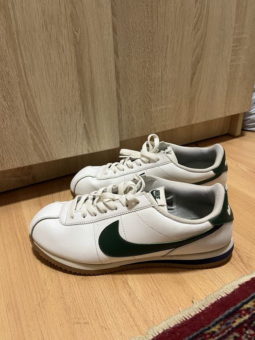 Продам кроссовки Nike - оригинал