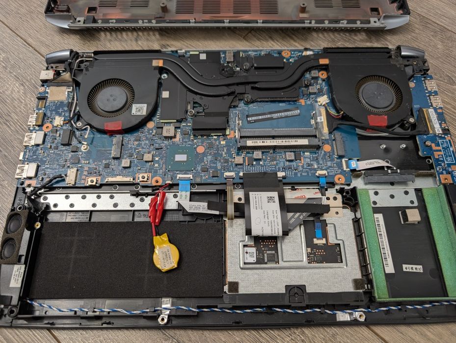 Laptop Acer Aspire V Nitro (VN7-593G) NEFUNCTIONAL, pentru piese