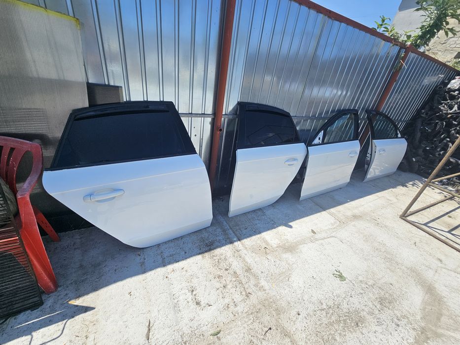 Usa audi a4 b8 albe si argintii