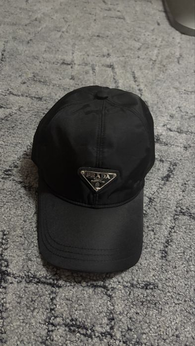 Sapca Prada