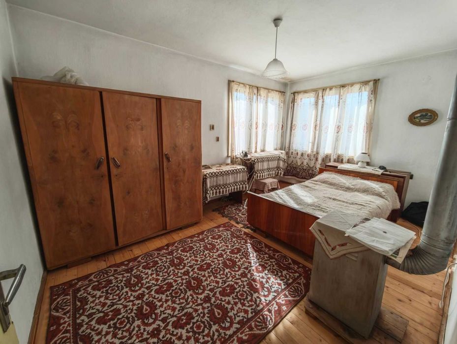 Етаж от къща за продажба в гр. Самоков