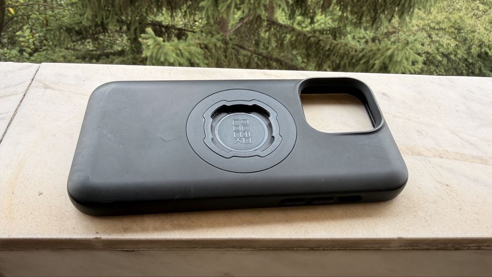 QuadLock case за iPhone 14 Pro Max