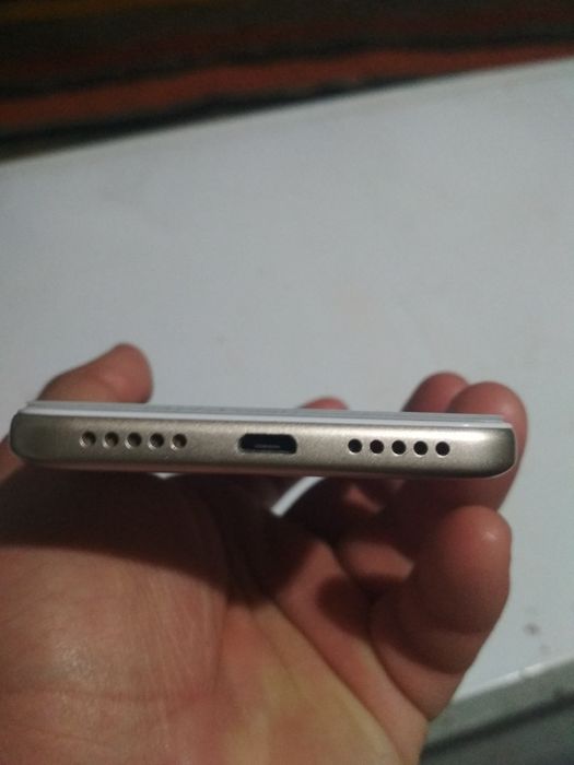 Redmi 4x 32gb holati ideal 650000