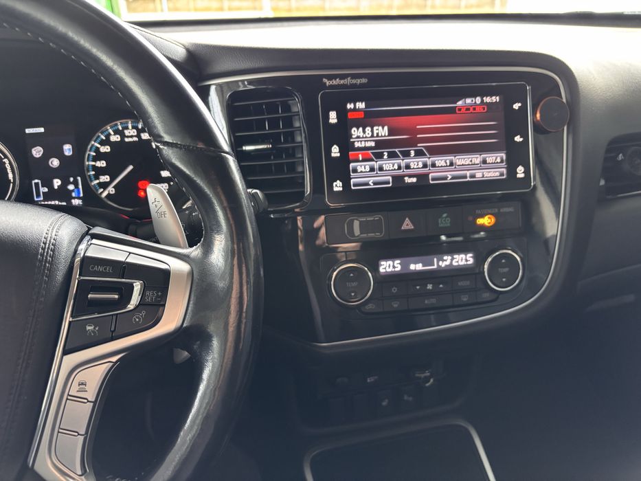 Mitsubishi Outlander Plug-in PHEV