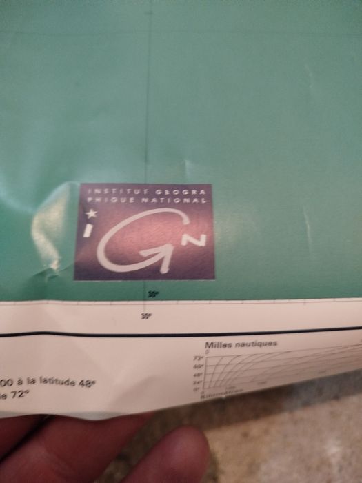 Harta lumii din 3 planse