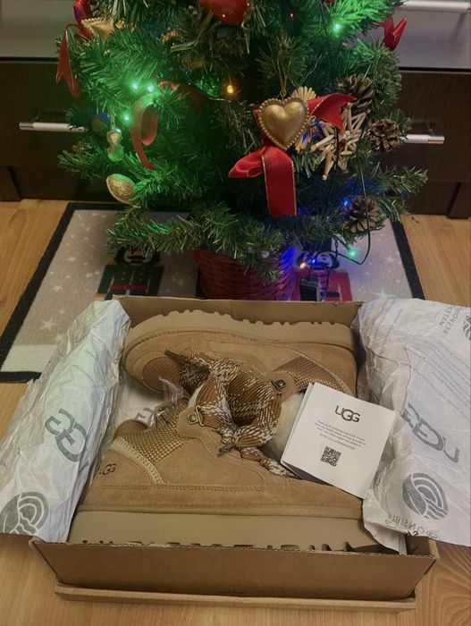 UGG Lowmel Chestnut