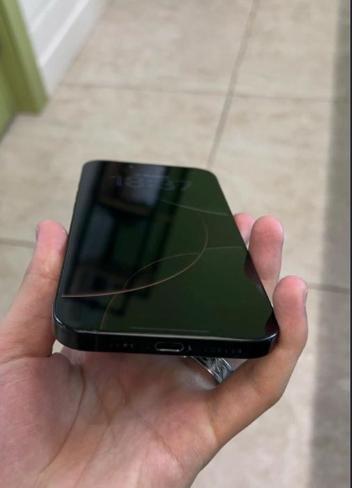 продам iphone 16 pro max
