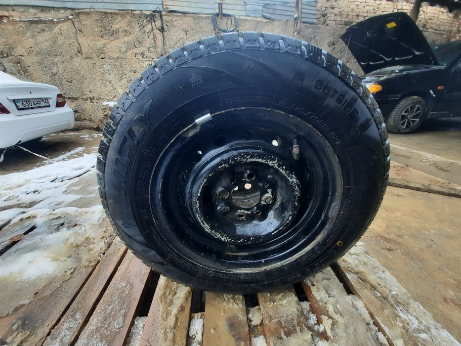 Шины пачьти новые