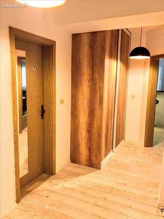 Продава се Едностаен апартамент в Бургас, Славейков - 41 кв.м за 1366 €/кв.м - Снимка #2