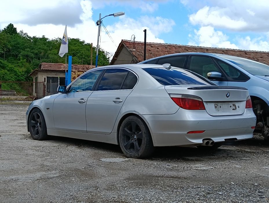 БМВ / BMW 520i / E60 / M54 - на части