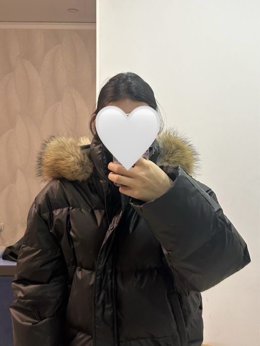Продаю зимний пуховик