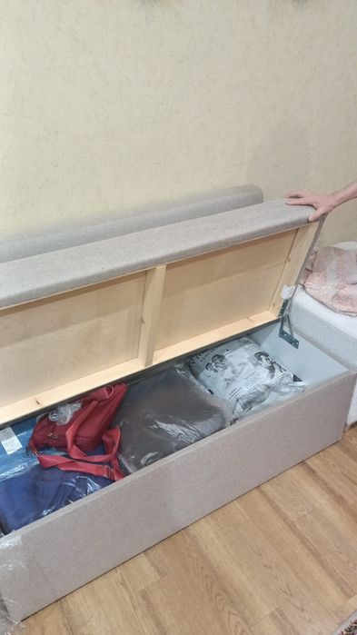 Продам  диванчик