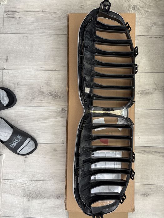 Grila originala BMW seria 1 F40