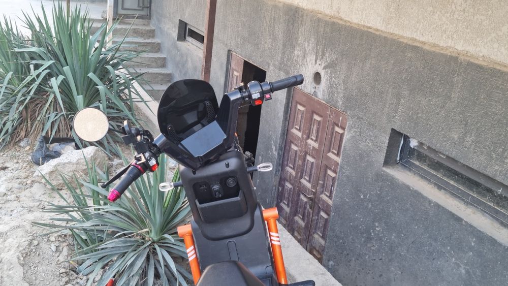 Moto skuter hamma joyi yaxshi holatda 3oy minilgan