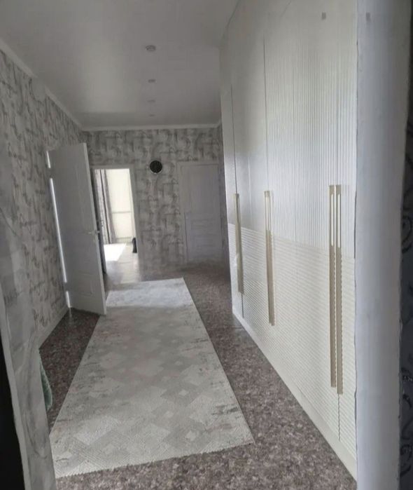 ҮЙ сатылады өте жақсы жағдайда