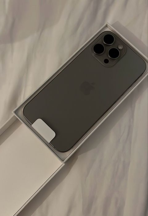 iPhone 16 Pro Max 512gb