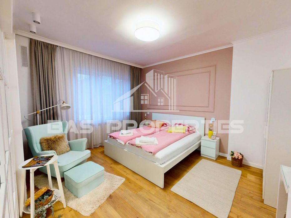 Продава се Многостаен апартамент в София, Център - 111 кв.м за 2642 €/кв.м - Снимка #1