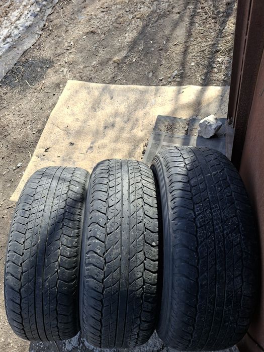 Продам шины 265/65/17 данлоп