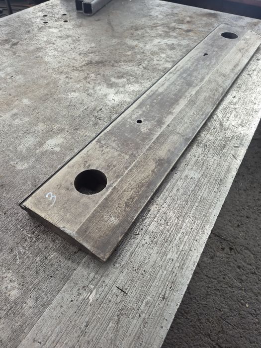 Нож и птизма за абкант.