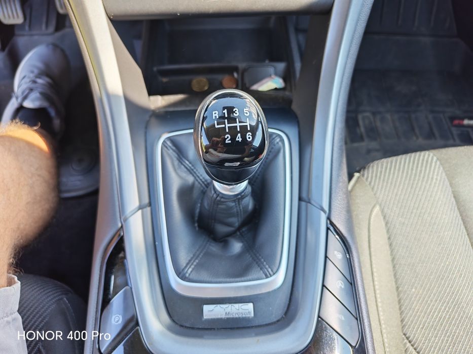 Ford Mondeo 2000cc mk5