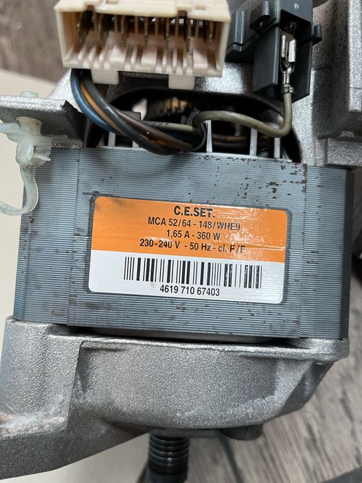 Двигател за пералня Whirlpool, Indesit