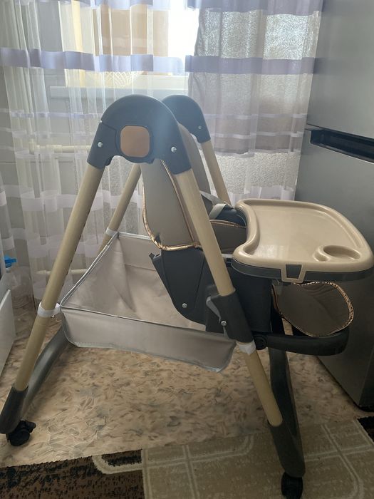 Продам стульчик для кормления