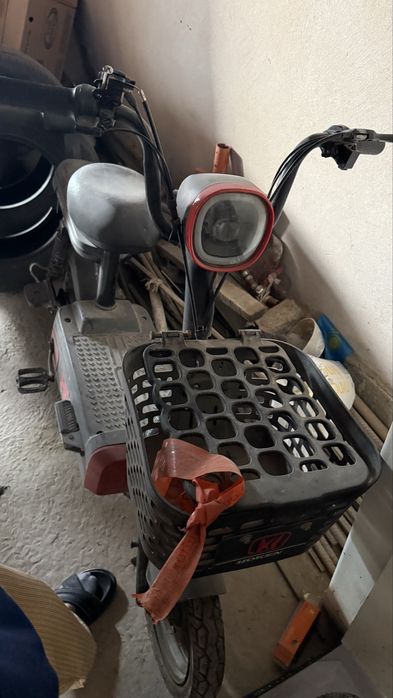 мопед сатылады.