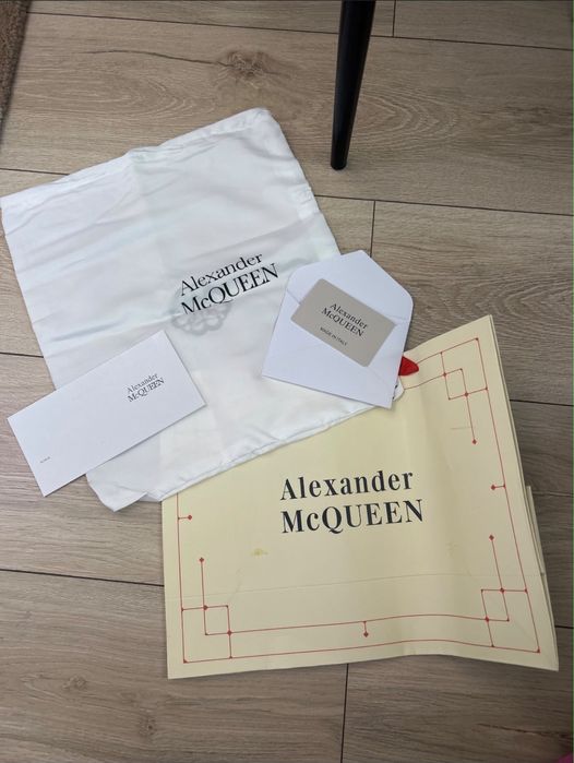 Adidasi Alexander McQueen