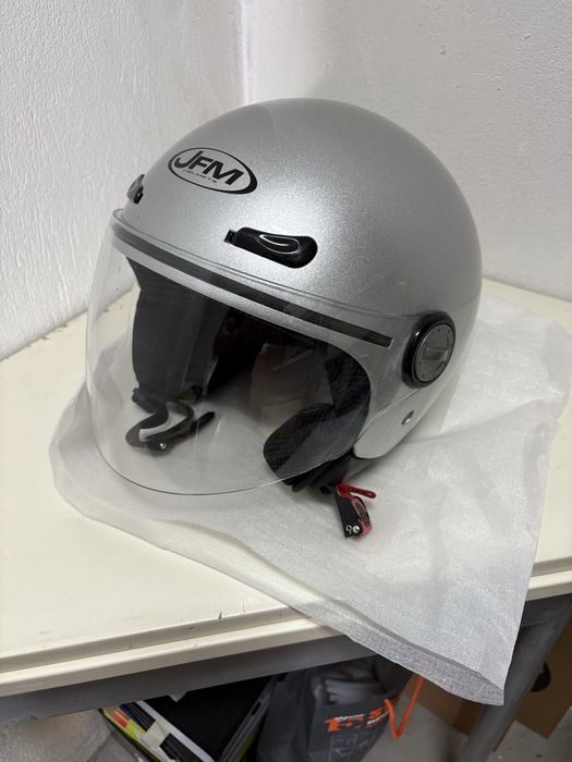 Каска за мотор JFM HELMETS