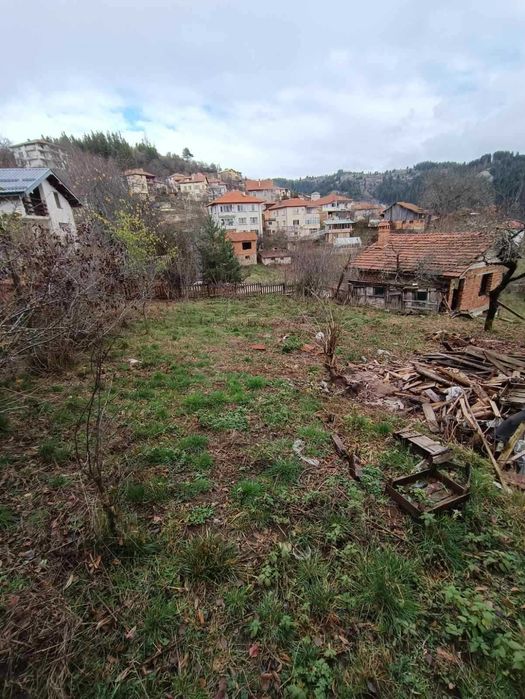 Продава се Къща в с. Момчиловци, Област Смолян - 300 кв.м за 264 €/кв.м - Снимка #16