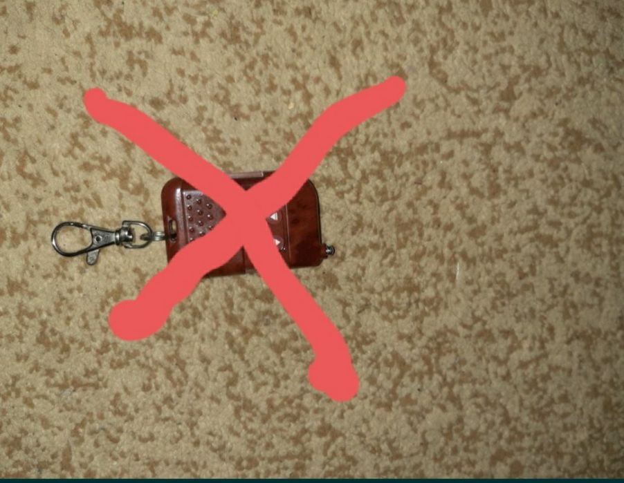 Пульты новые 2шт.