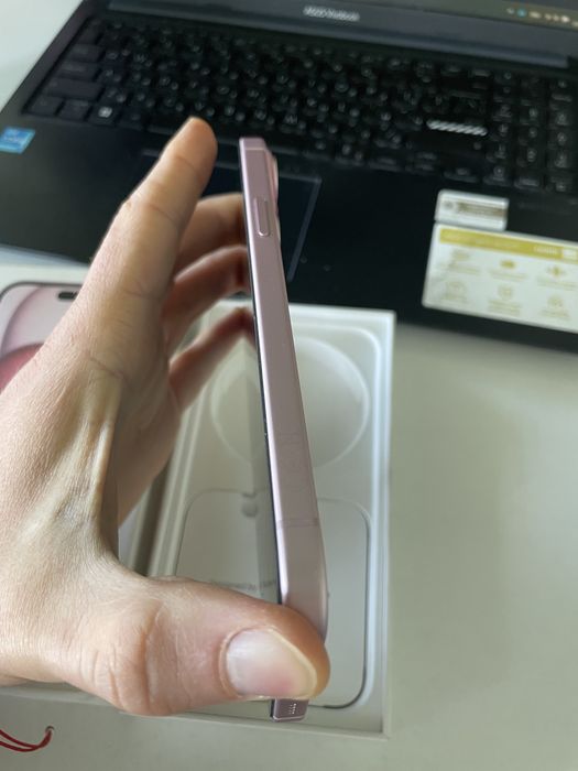 Iphone 15 plus  с гарация до 03.2026 като нов