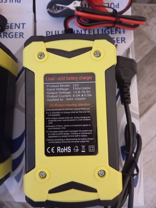 Зарядно за акумулатор-2бр