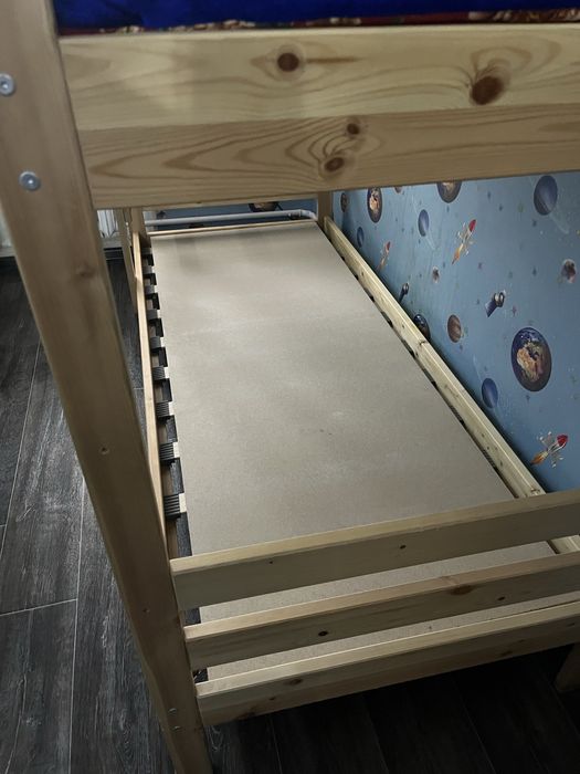 Кровать двухярусная