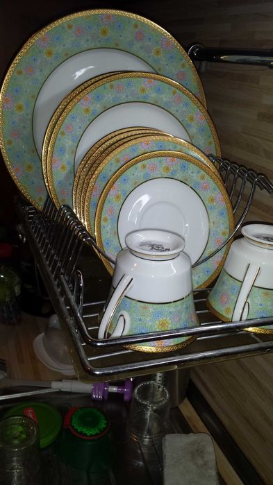 Порцеланов сервиз 92  pcs