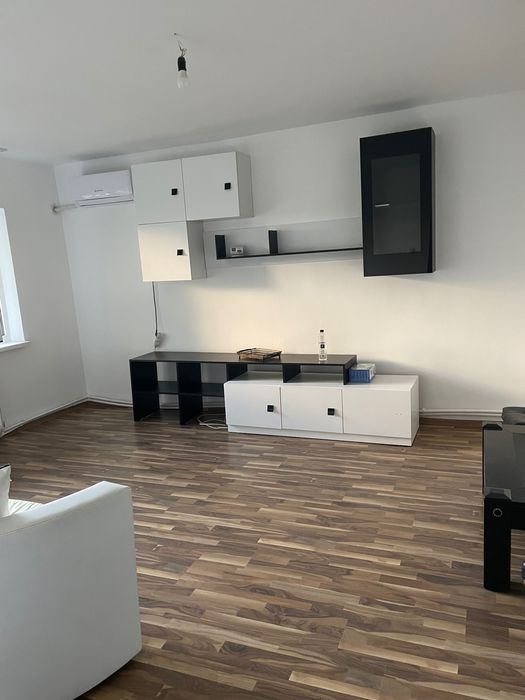 Apartament spre inchiriere