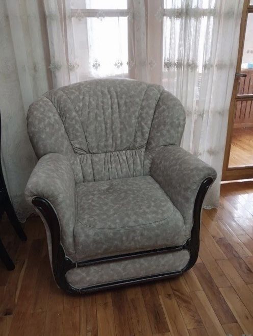 Divan+kresla srochniy sotilad