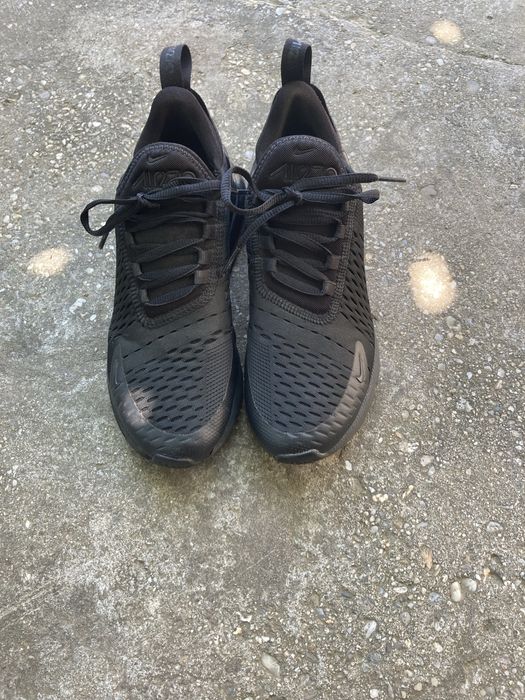 adidasi nike air 270