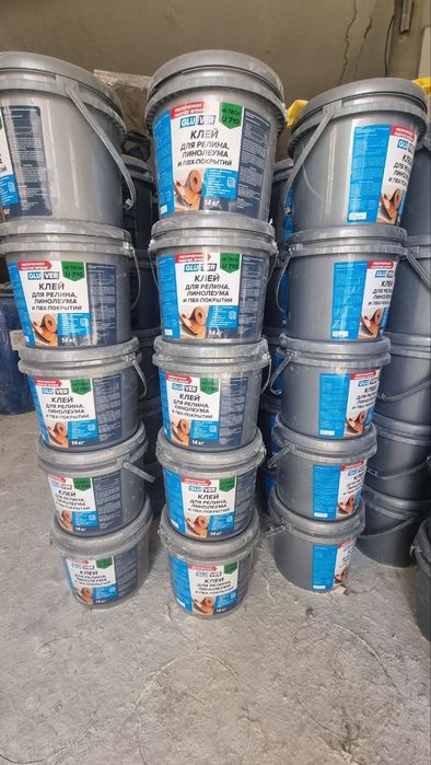 Универсальный клей GLUEVER HI-TECH U710  Для релина, линолеума и ПВХ