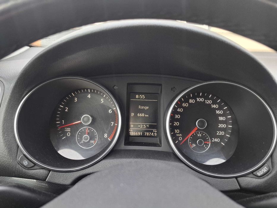 Volkswagen Golf VI (6) 1.6 MPI benzina