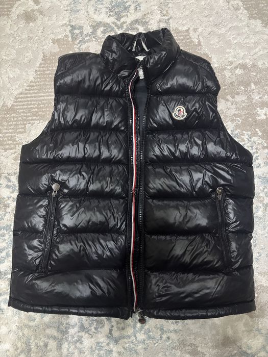 Moncler безрукавка(пуховик)