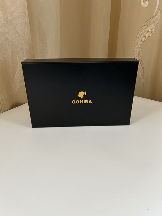 Хумидор COHIBA за 5 пури – кожен калъф, преносим
